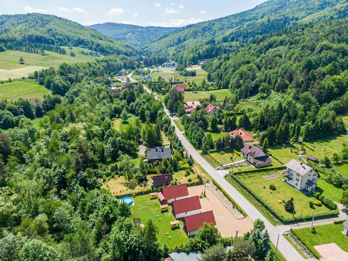 Domki Pod Czarnym Groniem Villa Rzyki Exterior foto